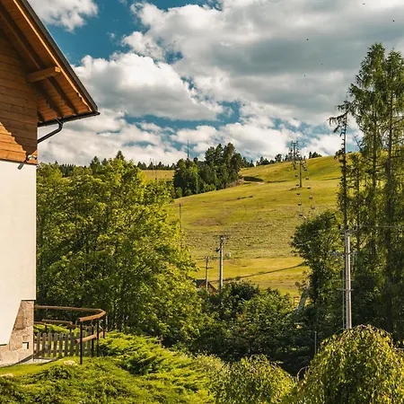 アパート Ostoja Zaskalskie Rubin 52 M2